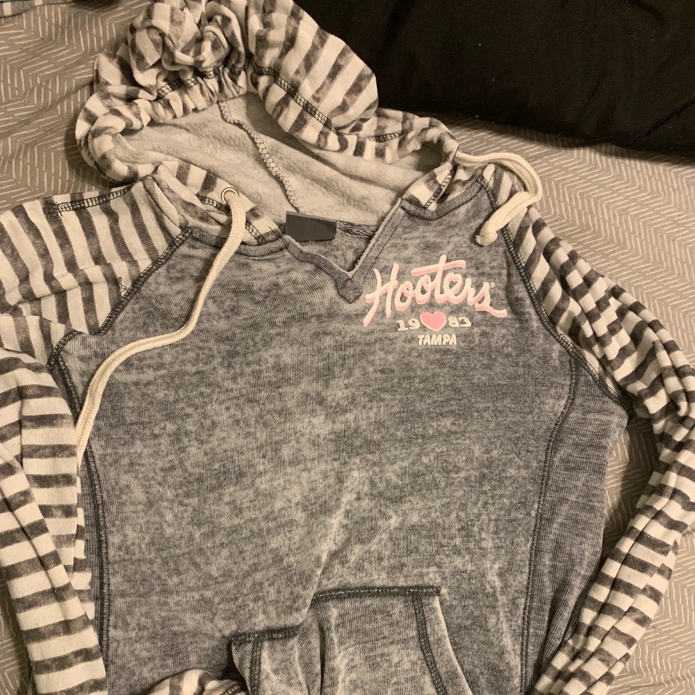 Hooters hoodie
